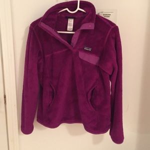 Patagonia pull over sweater